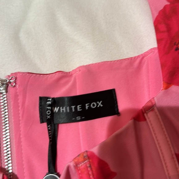 White Fox Moment To Remember Crop & shorts set: Raspberry Rouge NWT - Picture 9 of 10